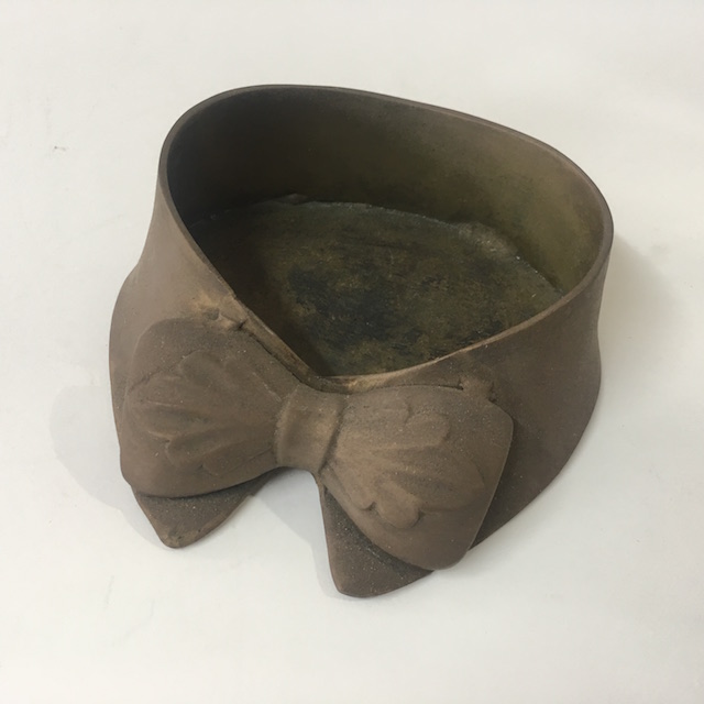 ASHTRAY, Brass Bow Tie